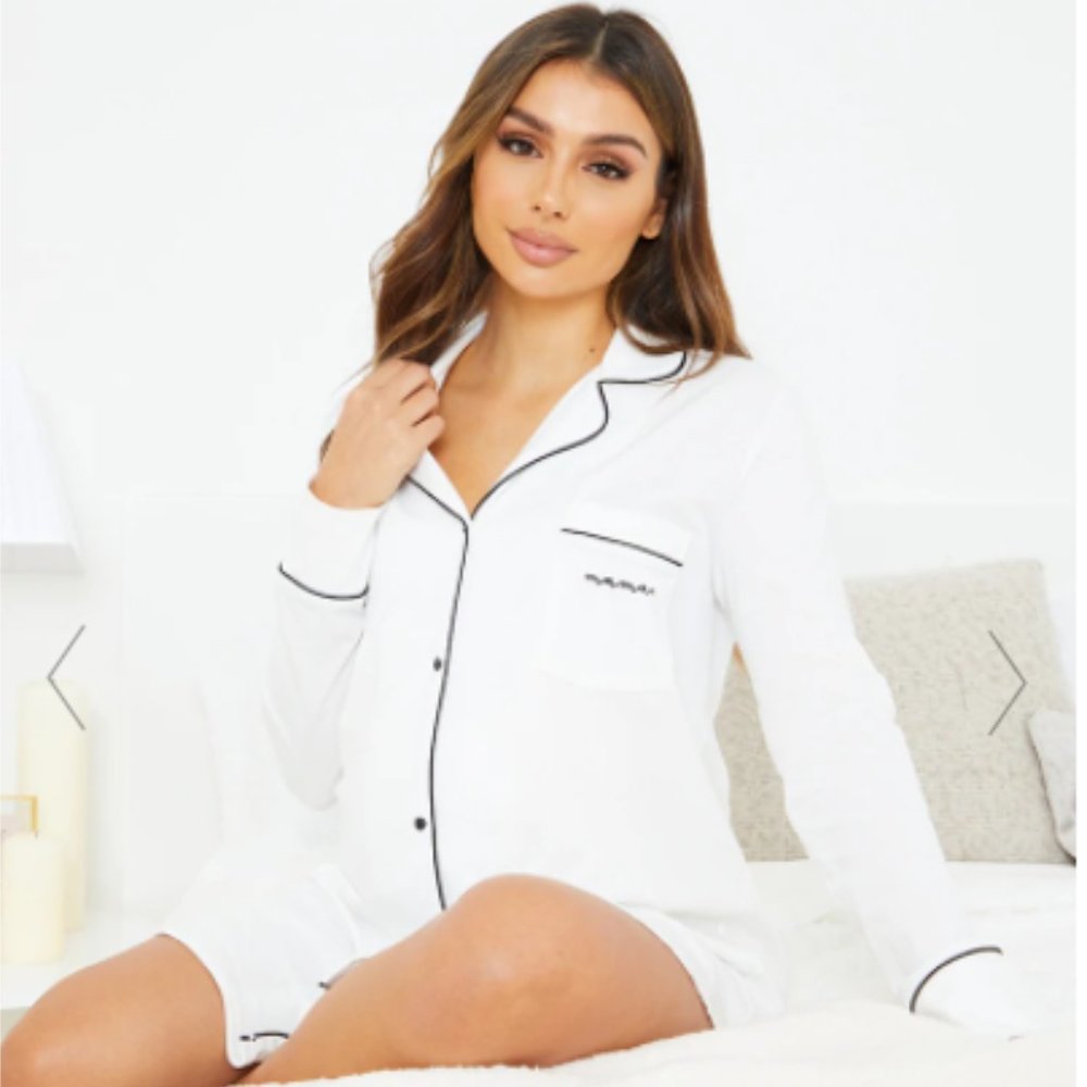 PRETTYLITTLETHING Maternity Robe